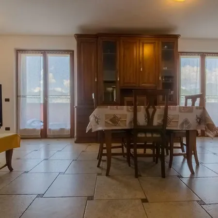 Bellavista 3 *